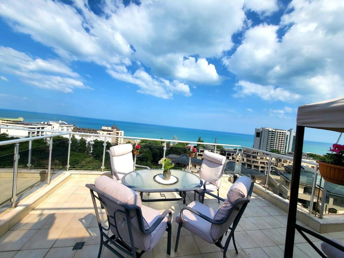 Dilov Apartments In Yalta Golden Sands Exterior photo
